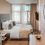 Theatre 9 By Adrez Apartamento Praga