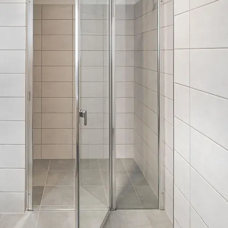 Appartement Theatre 9 By Adrez
